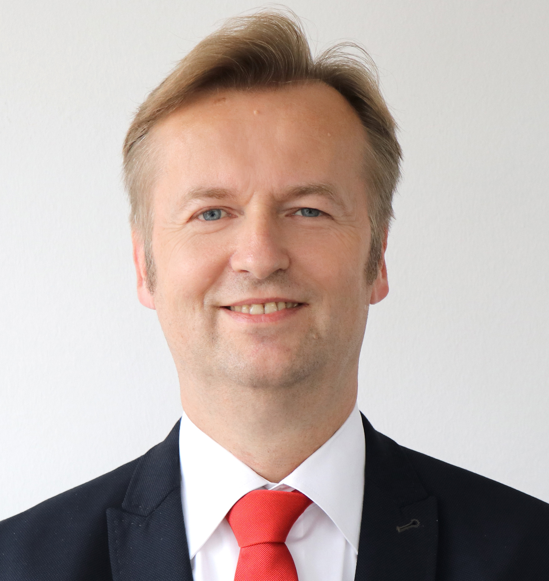 Katalogstapel neuer Hauptkatalog